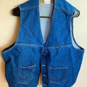 Men’s vintage wrangler vest